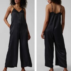 Athleta NEW Black Satin Calm Cool Romper Jumpsuit Wide Leg With‎ Pockets Med/Lrg